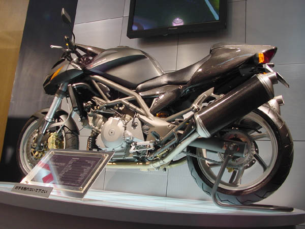 CAGIVA XTRA-RAPTOR